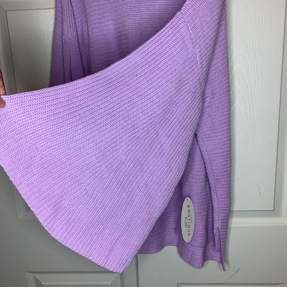 Lavender cable knit sweater with bell sleeves - Picture 4 of 7